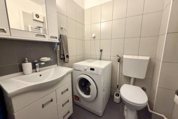 Slika 4 - Druge Srpske Armije, Trosoban stan na prodaju, 74m2, 260.400€